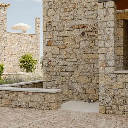 The At Dream Stoupa Apartman *