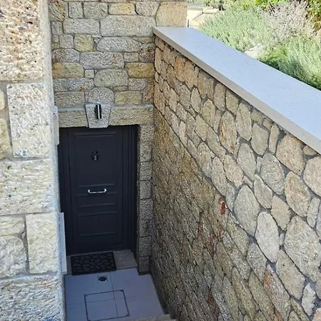The At Dream Stoupa Apartman *
